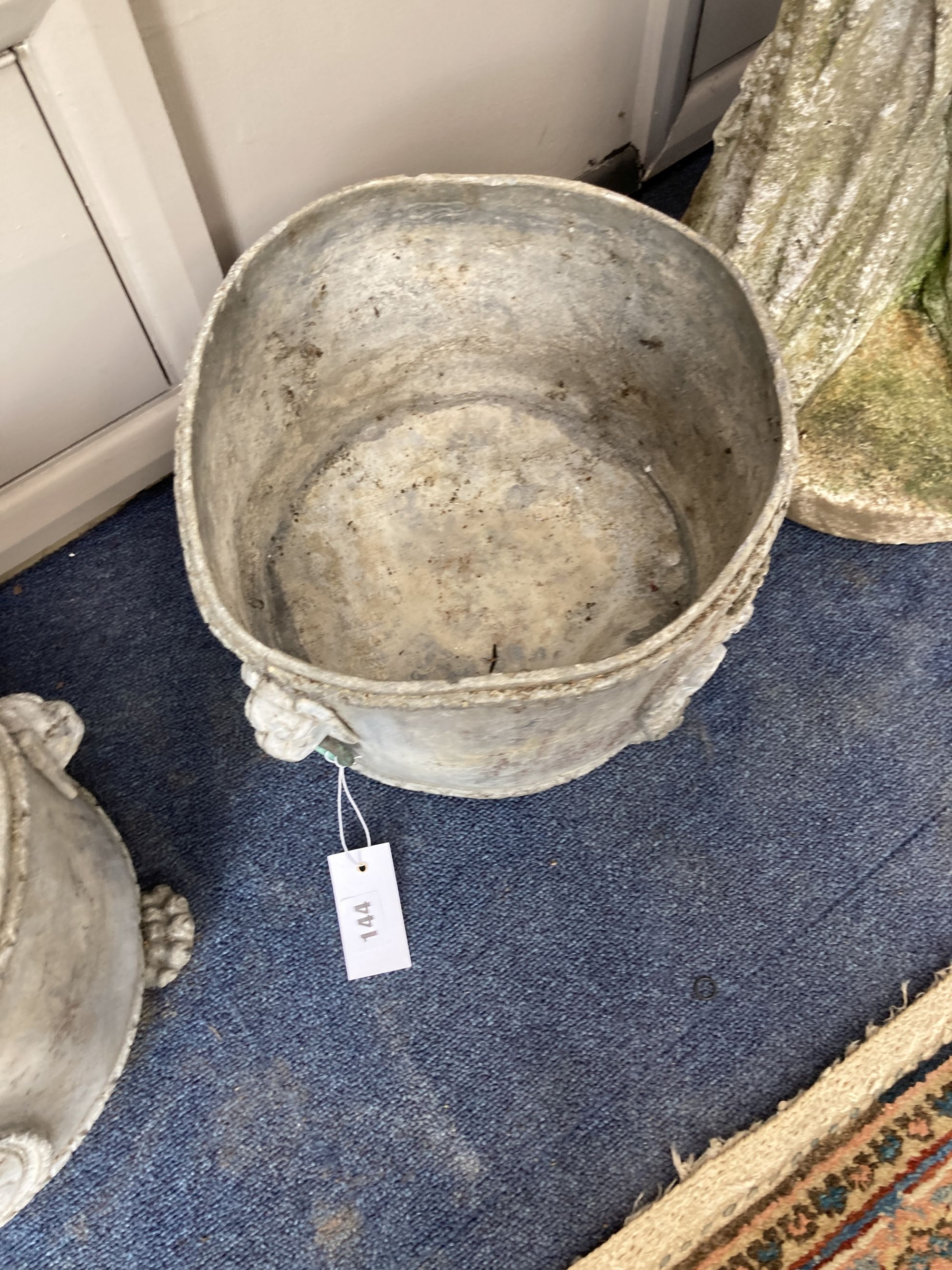 A pair of Victorian lead circular garden planters, 28cm diameter, height 22cm